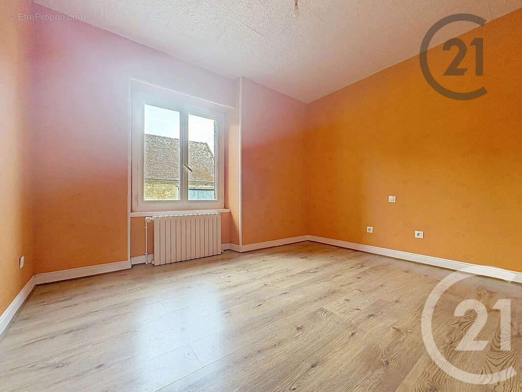 Maison 126 m² à Salins  - photo 7