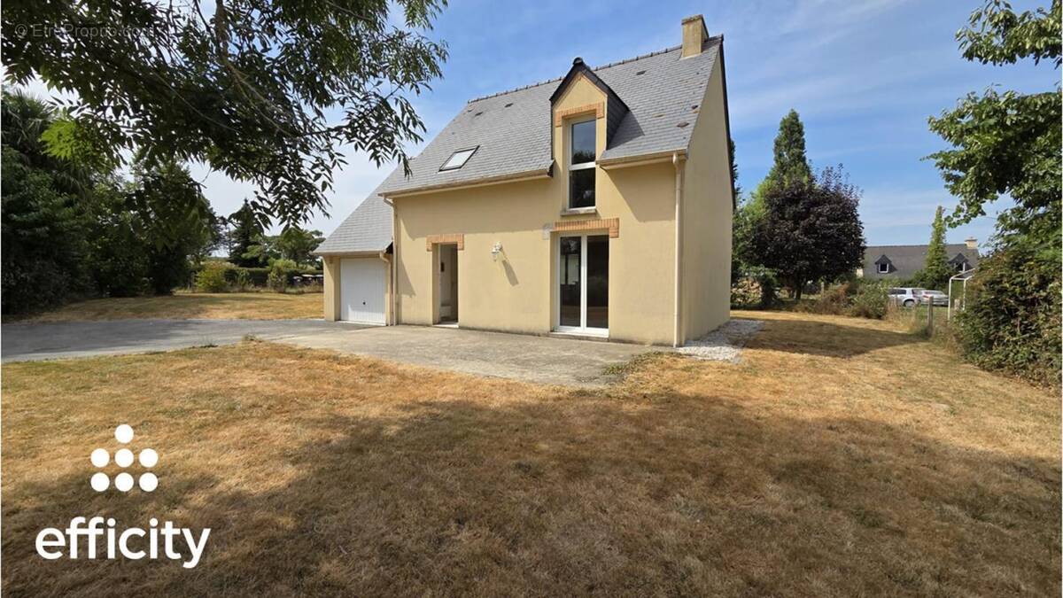 Maison à MESSAC