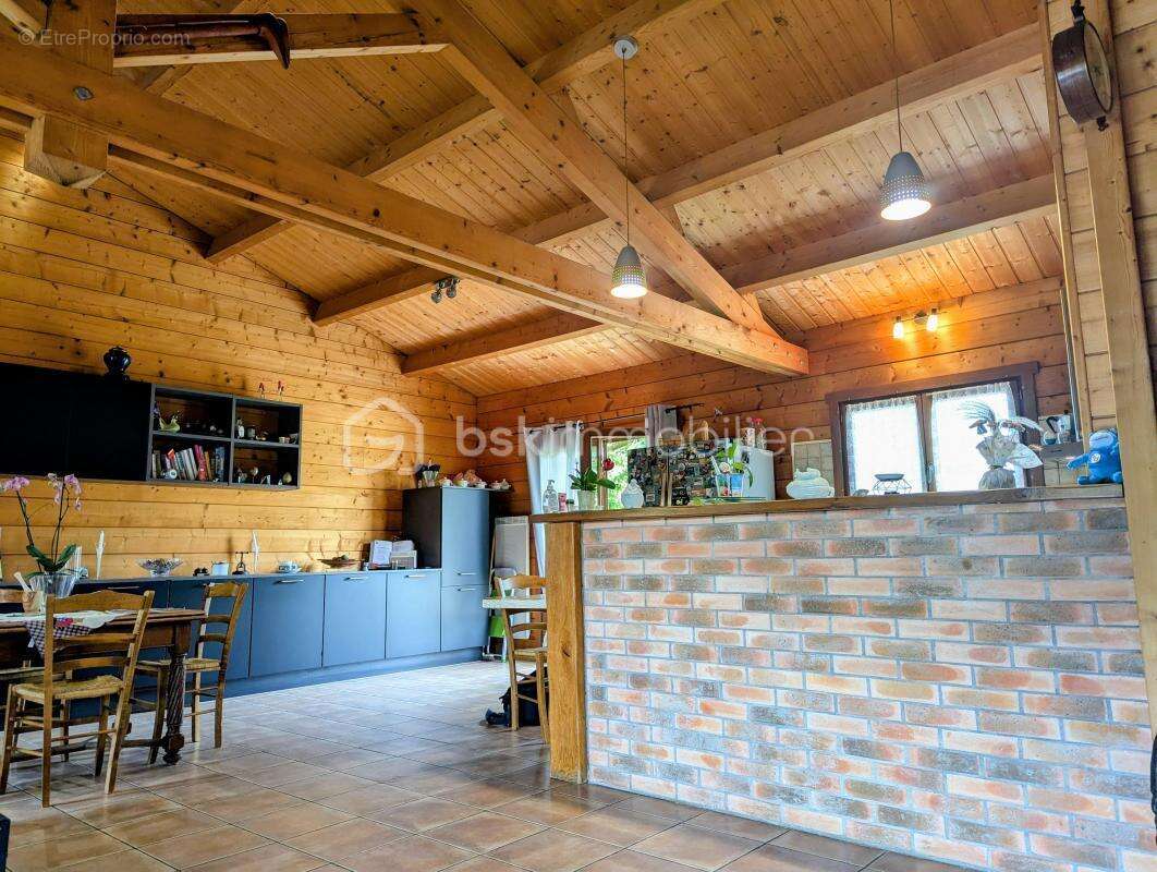 Maison 132 m² à Chamadelle  - photo 6