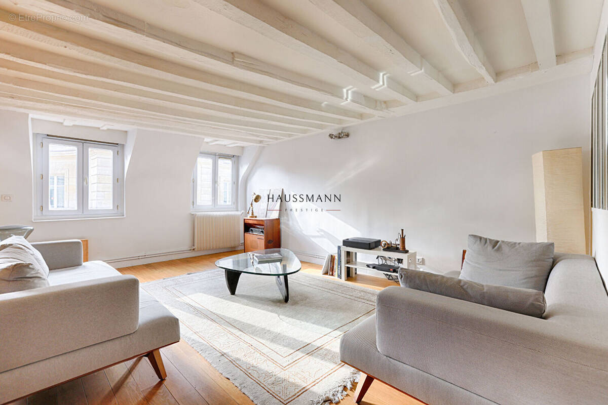Appartement à PARIS-9E