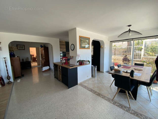 Appartement à SAINT-MANDRIER-SUR-MER