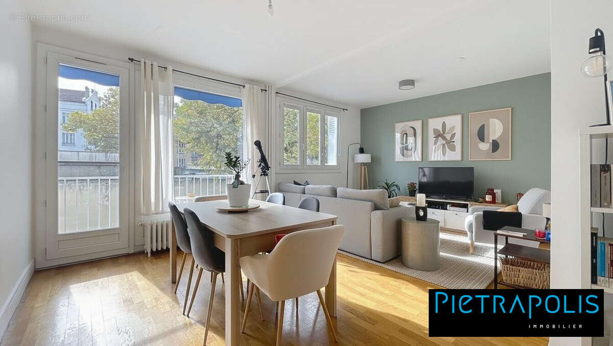 Appartement à LYON-8E