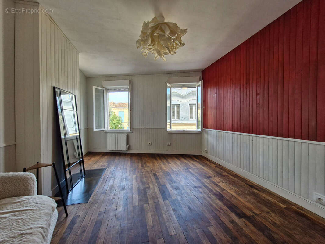 Appartement à BORDEAUX