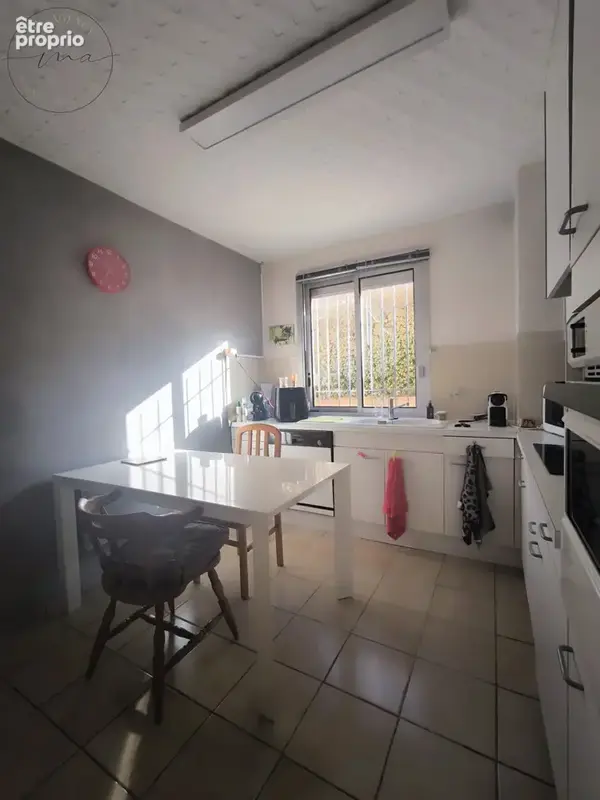 Appartement T3 RDJ avec terrain de 280M2 - photo 2