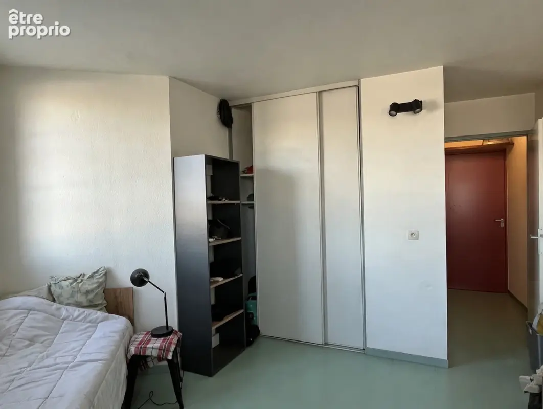 Bourg centre Studio de 18.80 m² - photo 2