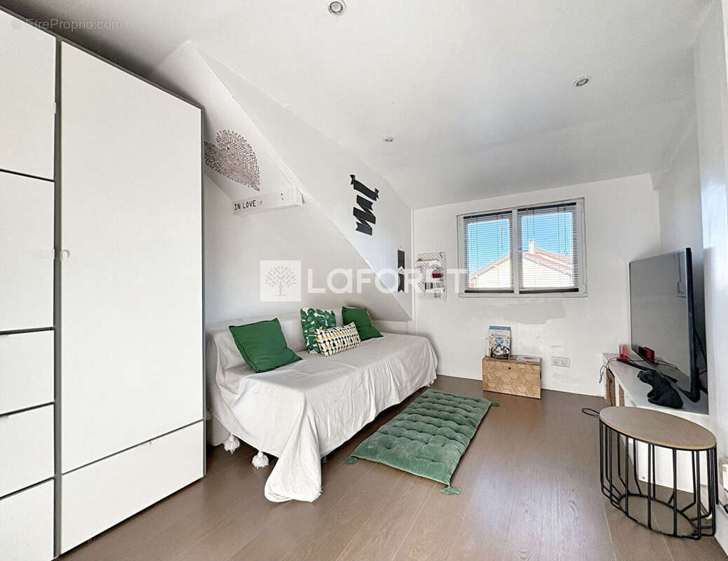 Maison à JUVISY-SUR-ORGE