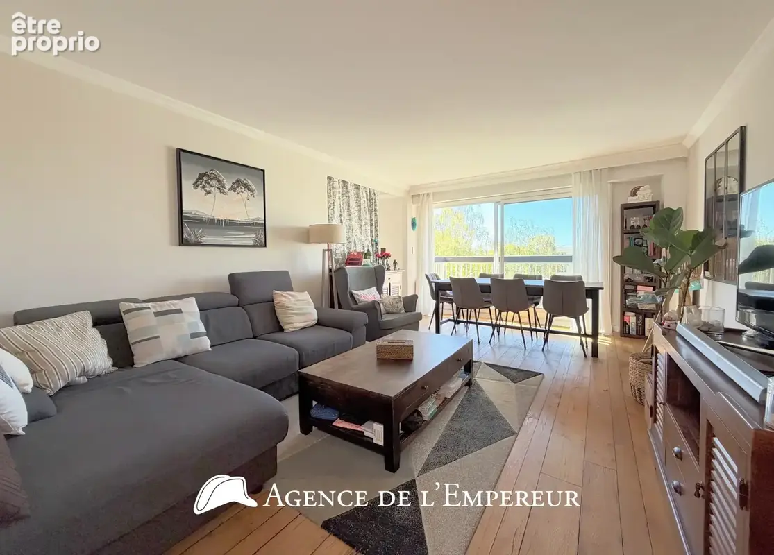 5 pièces, 101,3 m2, balcon, cave et parking. DPE C - photo 2