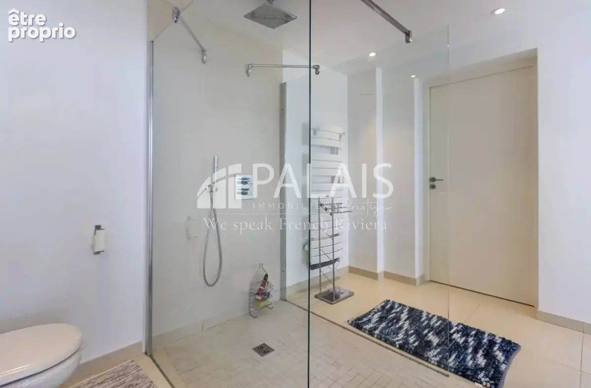 ANTIBES – RASTINES // Villa Contemporaine 240 m² – Jardin – Piscine – Vue Panoramique - photo 10