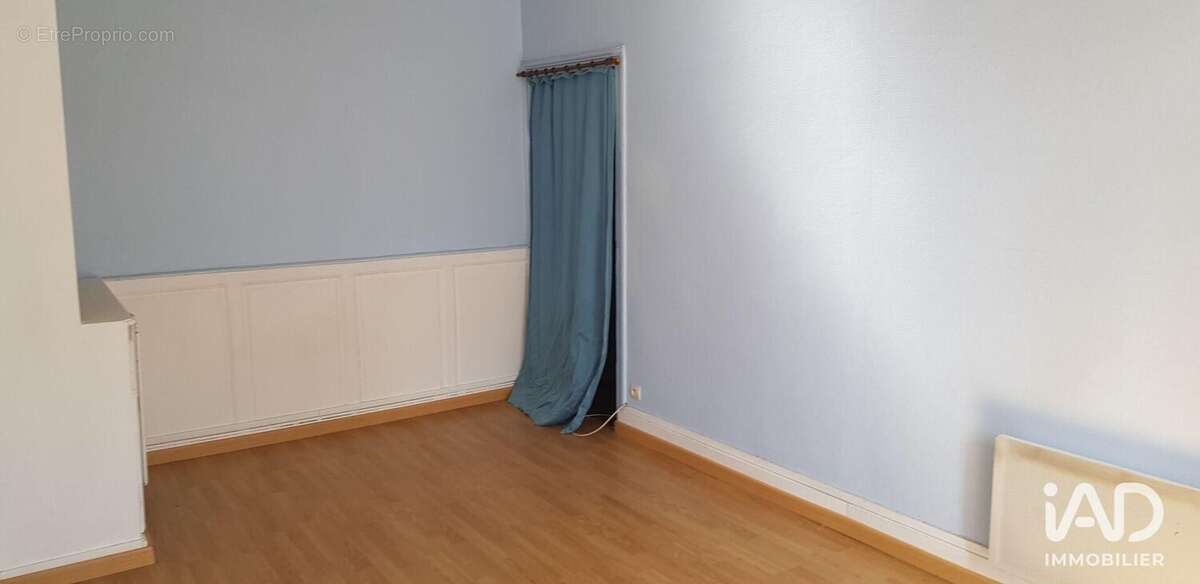 Photo 9 - Appartement à CHATEAU-CHINON(VILLE)