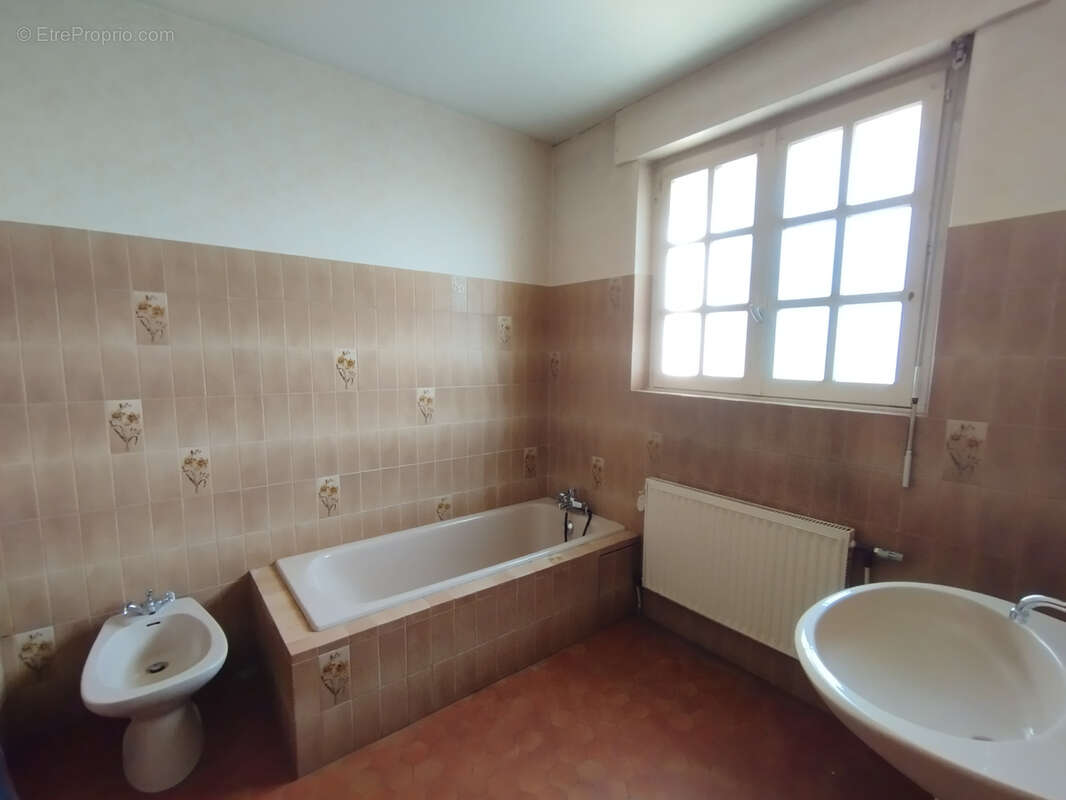 Maison à CIREY-SUR-VEZOUZE