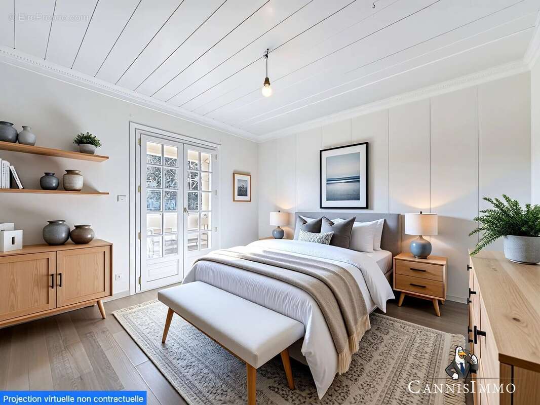 Appartement à MANDELIEU-LA-NAPOULE