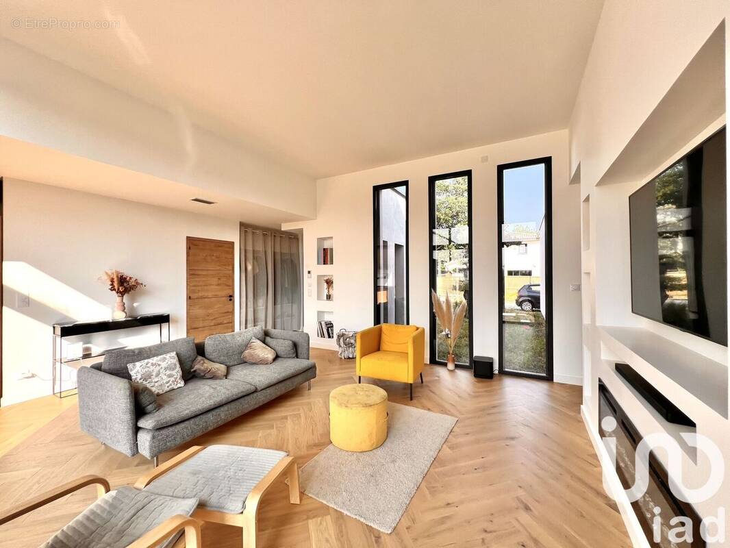 Photo 1 - Maison à MACAU