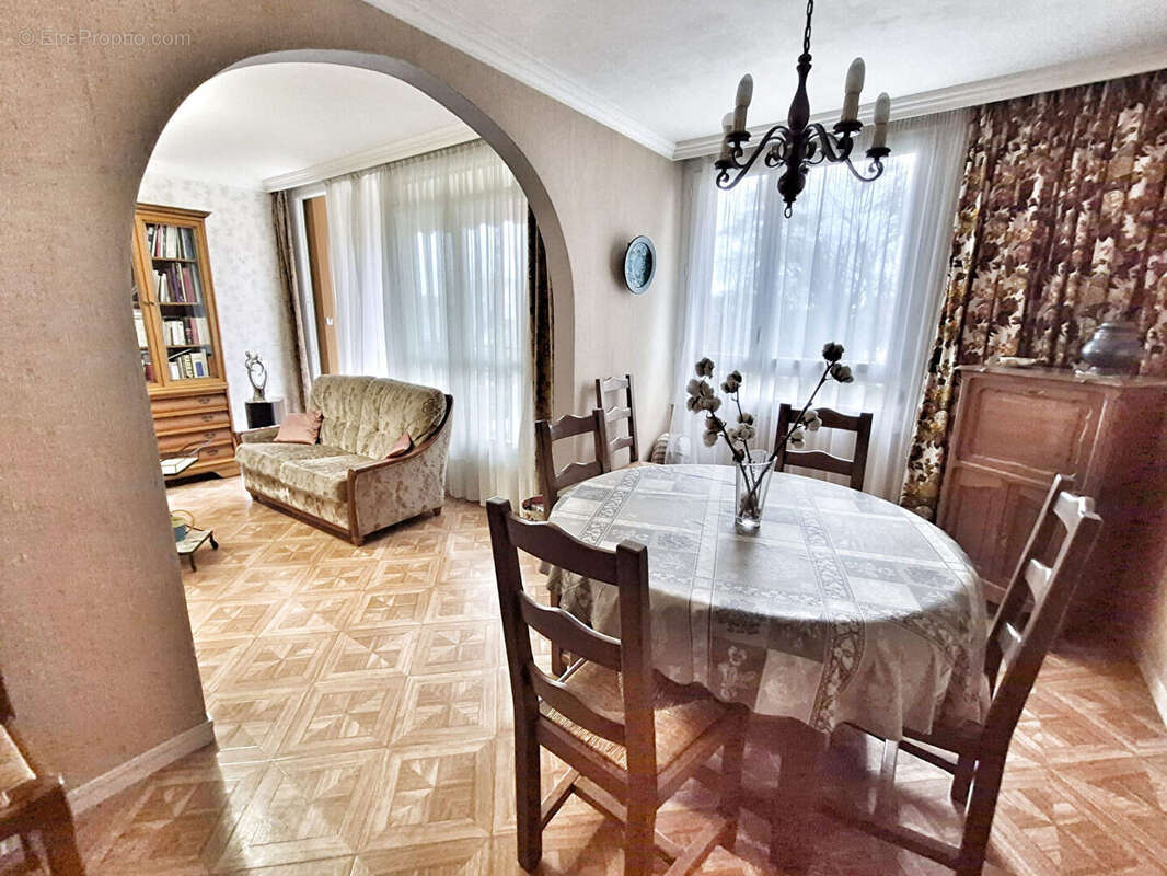 Appartement à TAVERNY