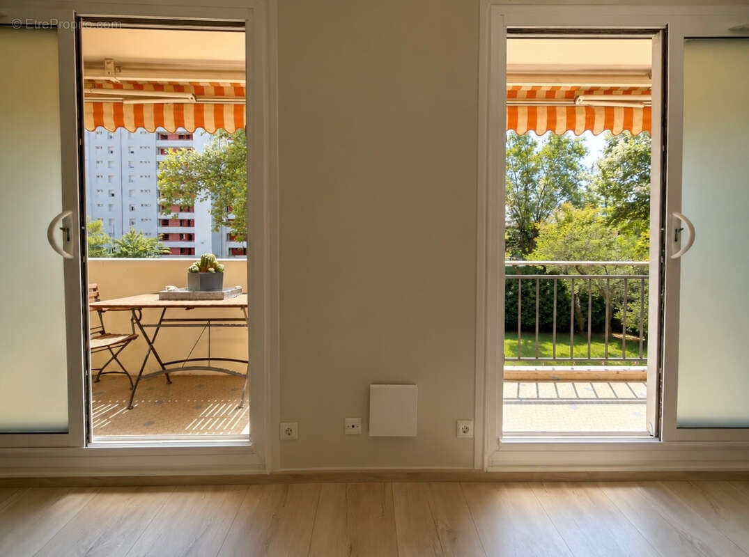 TOTEM - TOLSTOÏ - T3 rénové avec balcon, vue jardin et stationnement - photo 2