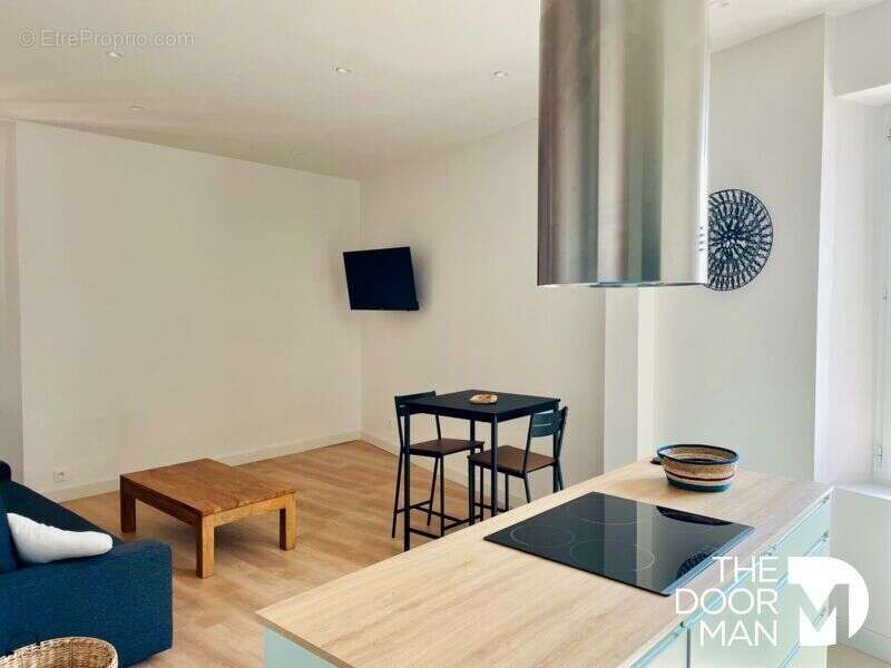 Appartement à HYERES