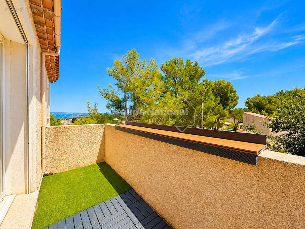 Appartement T3 avec balcon et places de parking privatives - photo 2