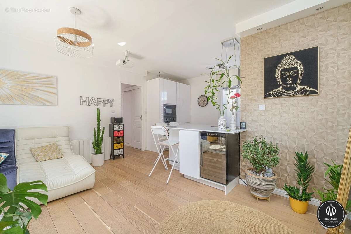 Appartement à MARSEILLE-8E