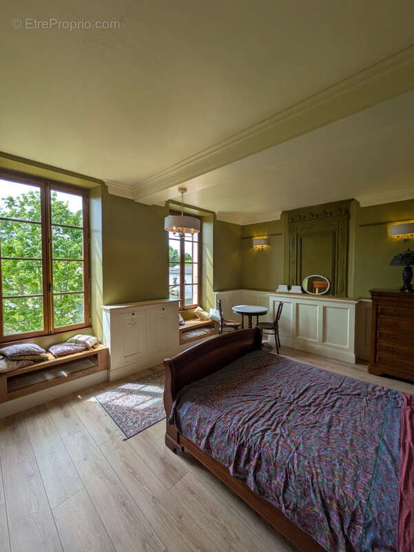 Maison à AUTHON-EBEON