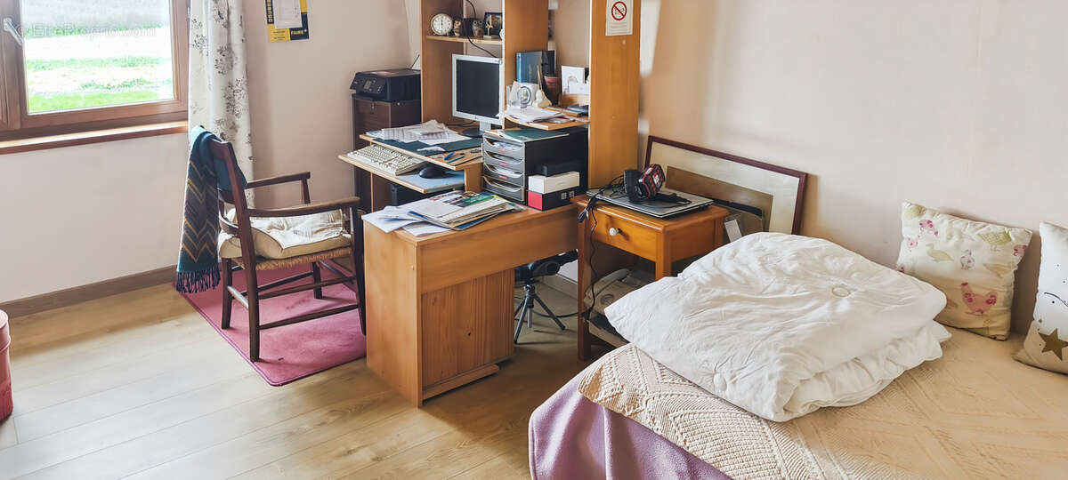 Autre à CANCON
