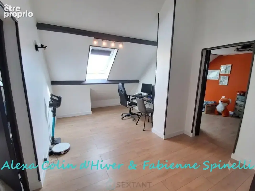 Maison surélevée sur sous-sol total dans village recherché - photo 12