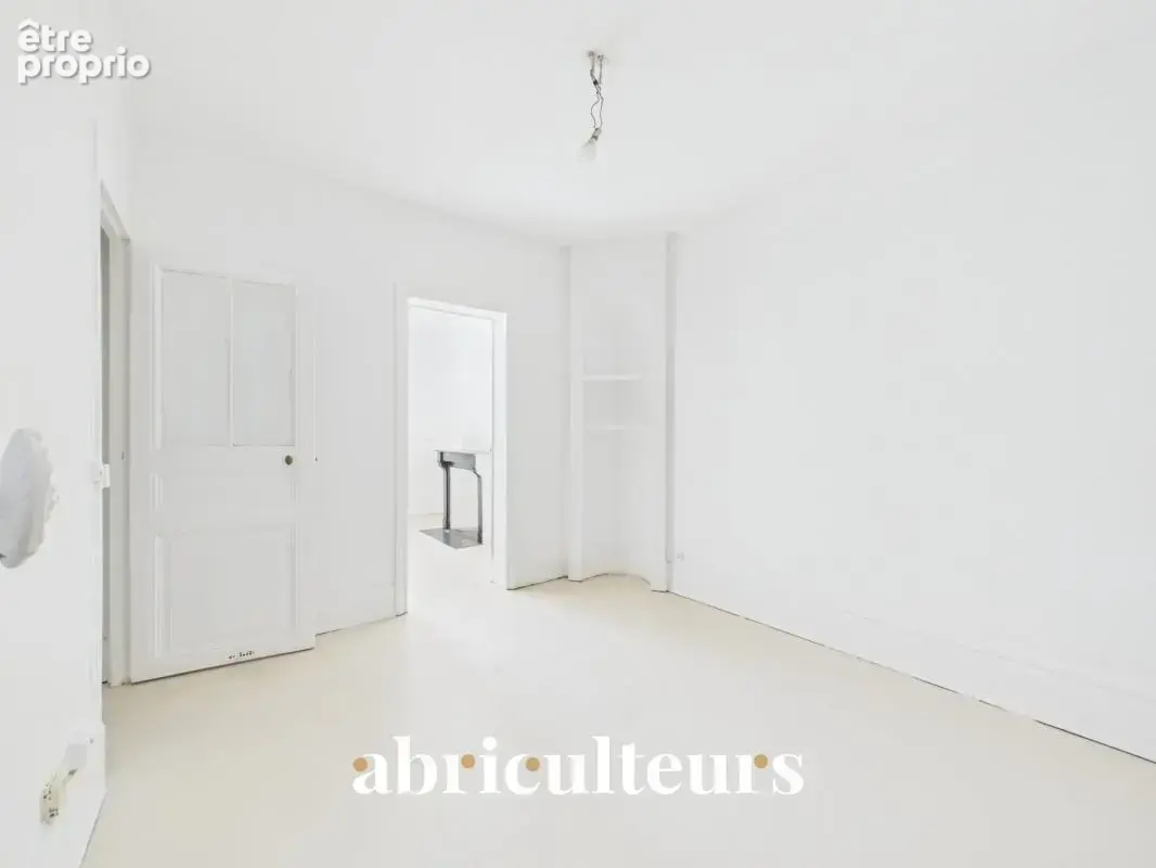 Paris 15ᵉ – Convention / Saint-Lambert  2 pièces de 30 m² à rénover - photo 10