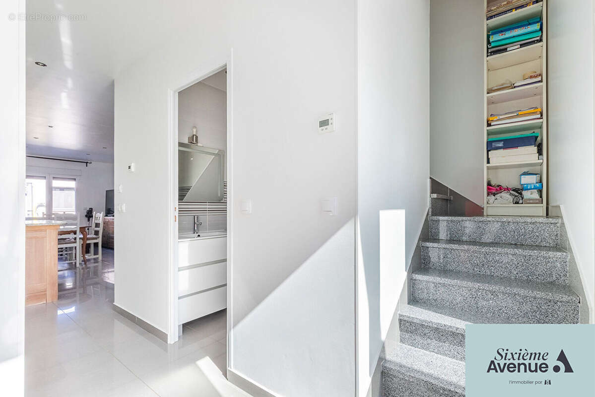 Maison à SAVIGNY-SUR-ORGE