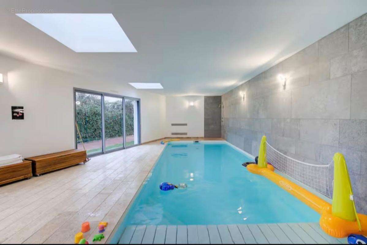 Maison à JOUE-LES-TOURS