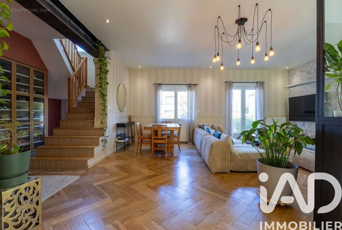 Maison 160 m² à Draveil  - photo 5