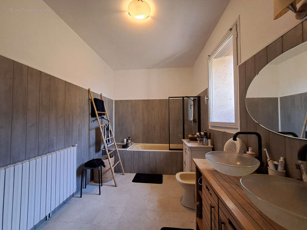 Maison à CLERMONT-DESSOUS