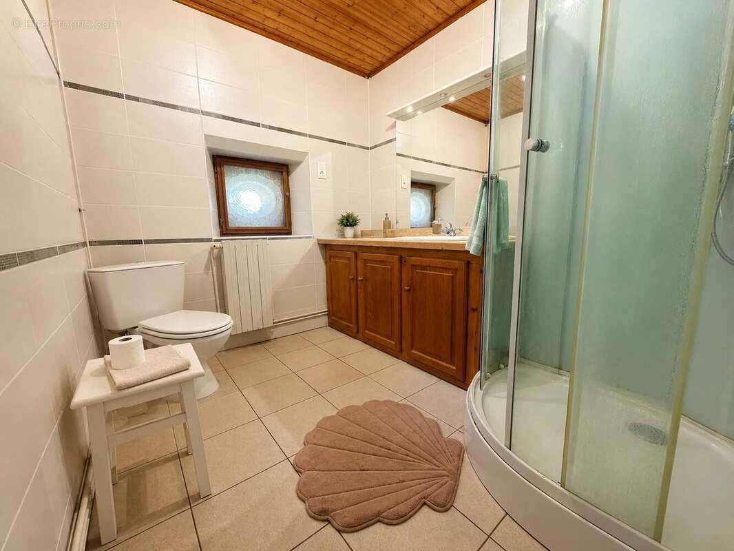 Propriété de caractère en pierres – Domaine équestre sur près de 6 hectares - photo 19
