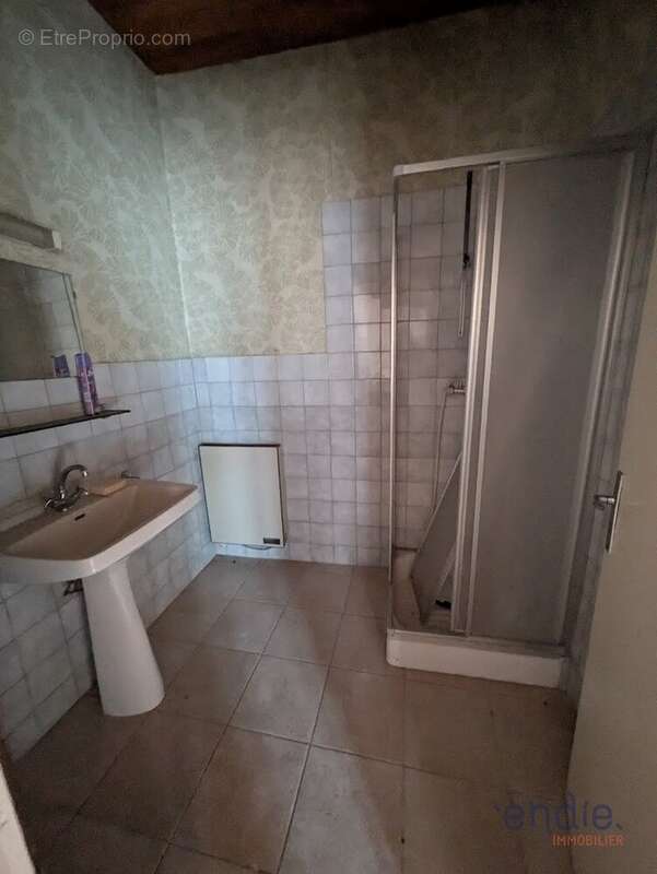 Maison à BUCEY-LES-GY