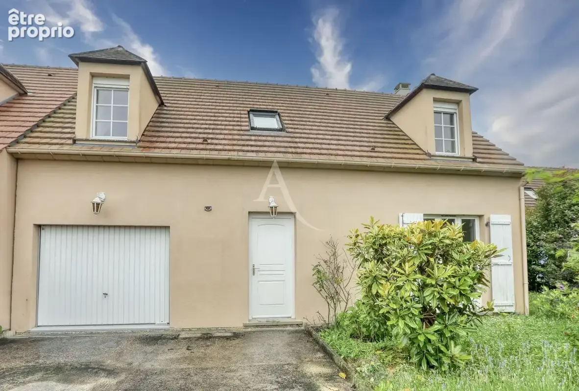 Maison à ETREPAGNY