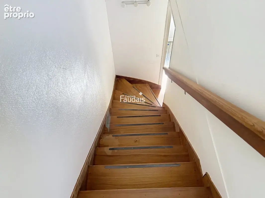 Maison 4 pièces 94 m² à vendre à Le Chefresne (50410) - photo 8