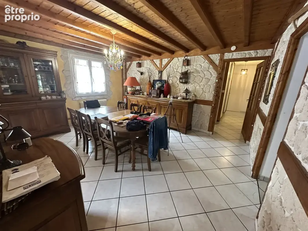 villa avec piscine couverte - photo 4