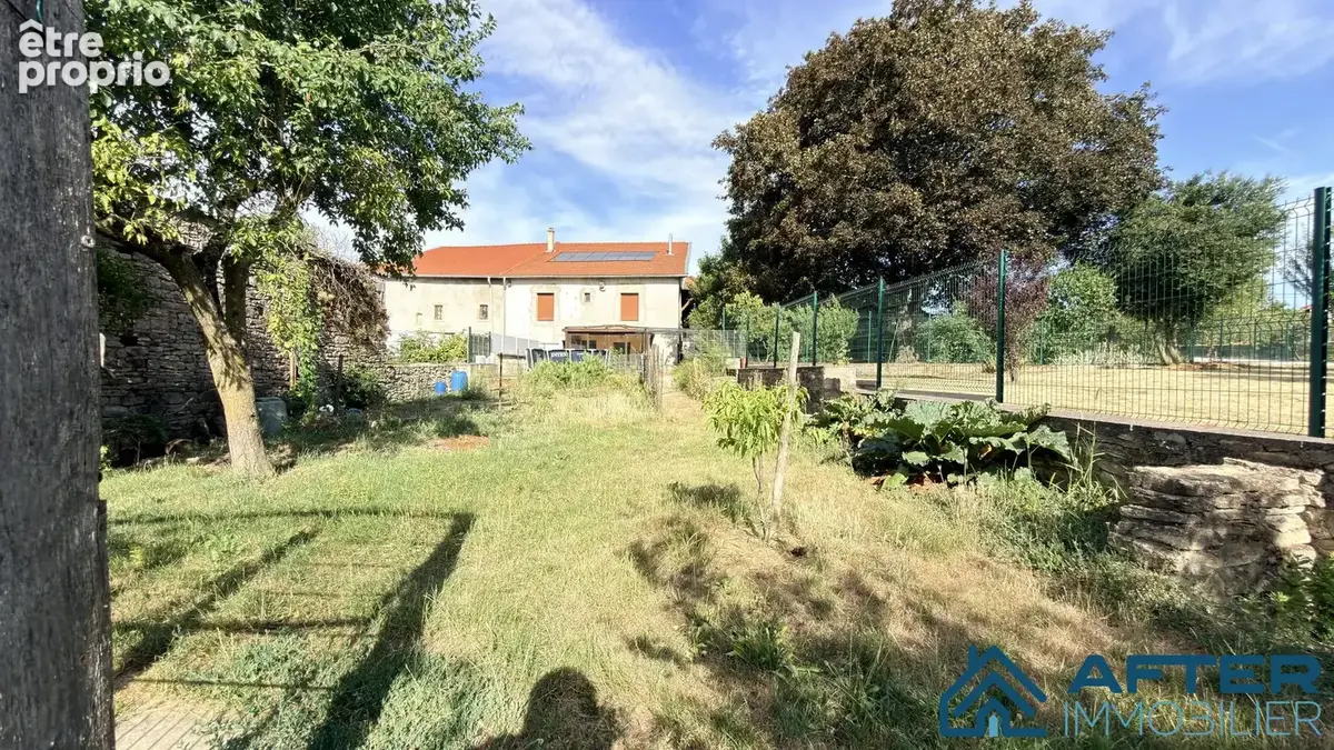Maison 258 m² à Moyen  - photo 2