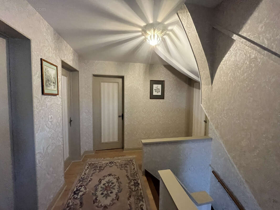 Maison à AUXI-LE-CHATEAU