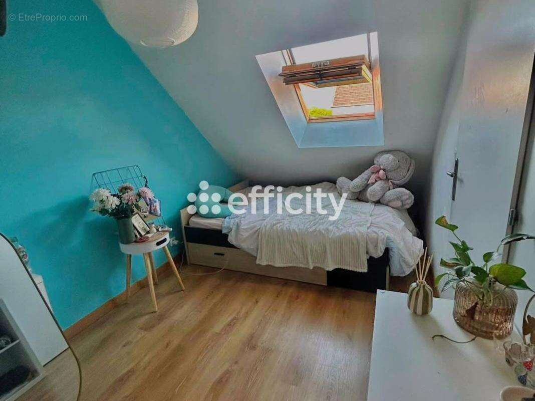 Maison 170 m² à Saulx-Les-Chartreux  - photo 13