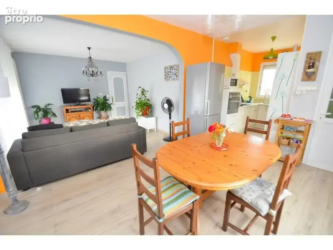 Maison 4 pièces 80 m² à vendre à Saint-Seurin-Sur-L'isle (33660) - photo 3