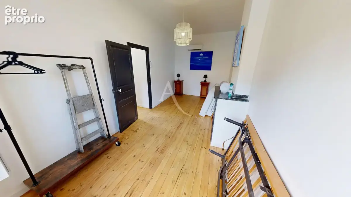 Proche de CARCASSONNE, Maison avec extérieur rénovée - photo 11