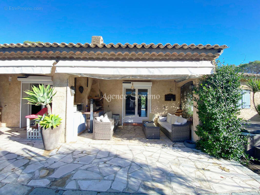 Maison à MOUGINS
