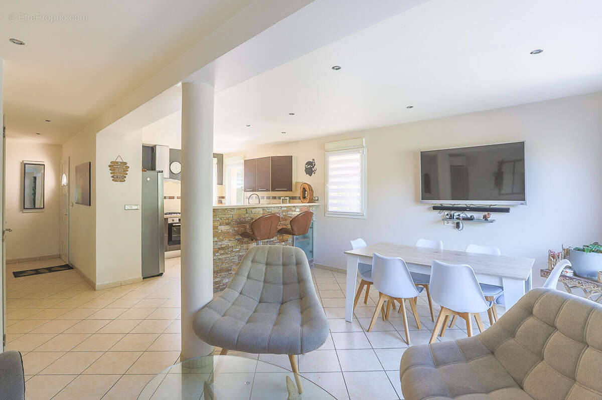 Maison de charme avec jardin, piscine et aperçu mer Marine de San Ambroggio - photo 7