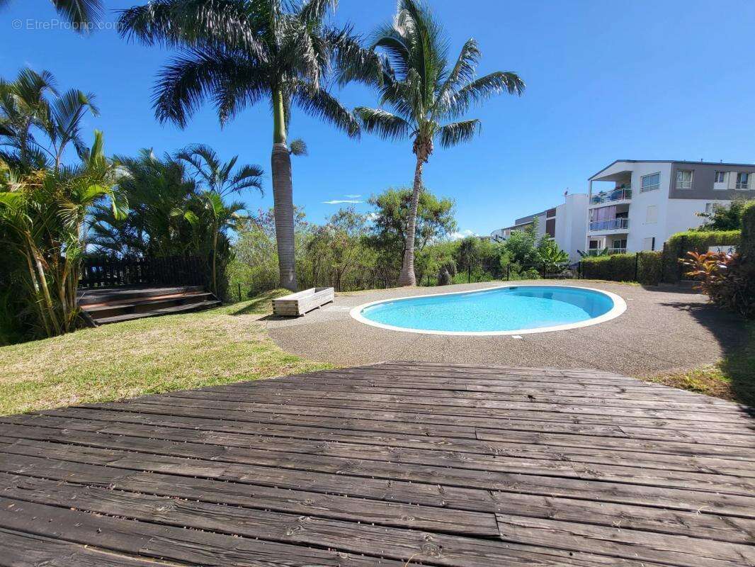 Appartement à SAINT-DENIS