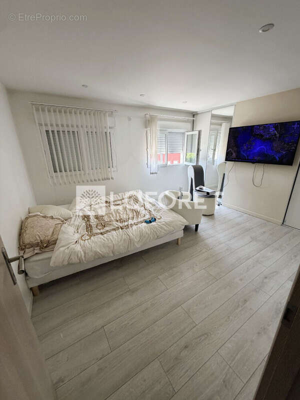Maison Livry Gargan 6 pièce(s) 200 m2 - photo 8