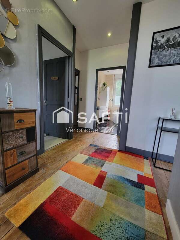 Maison 129 m² à Medillac  - photo 7