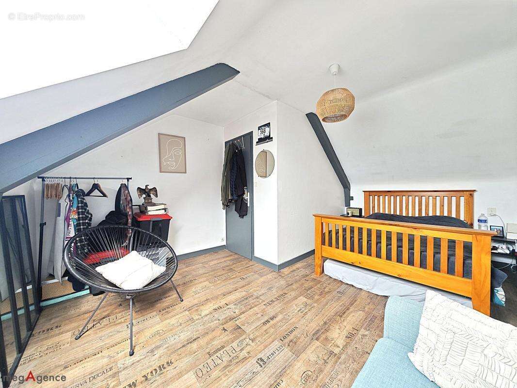 Maison à LE ROC-SAINT-ANDRE