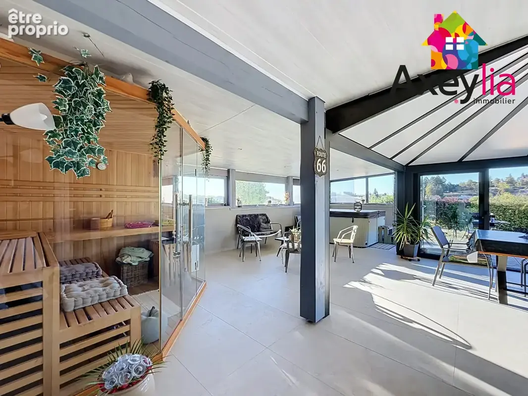 A vendre - belmont-de-la-loire -maison de 2014 de plain-pied avec 3 garages, véranda, - photo 8