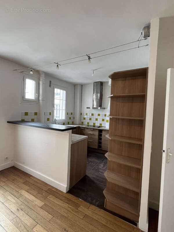 Appartement à PARIS-19E