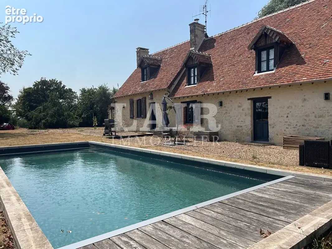 Maison à PERVENCHERES