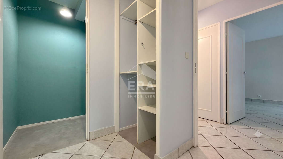 Appartement à CORBEIL-ESSONNES