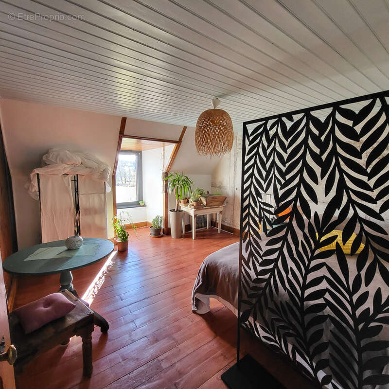 Maison à SAINT-SATURNIN